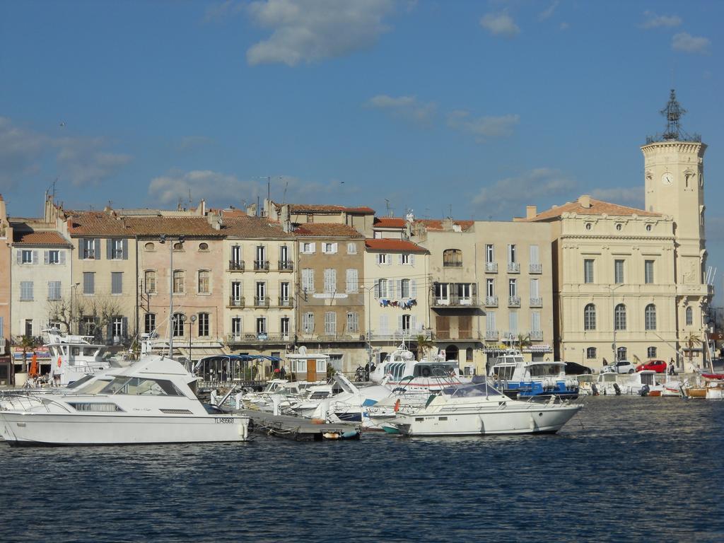 Studio Le Peneque Des Anges La Ciotat Room photo